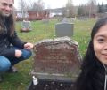 Visiting Bo´s fathers grave in Nora November 2022