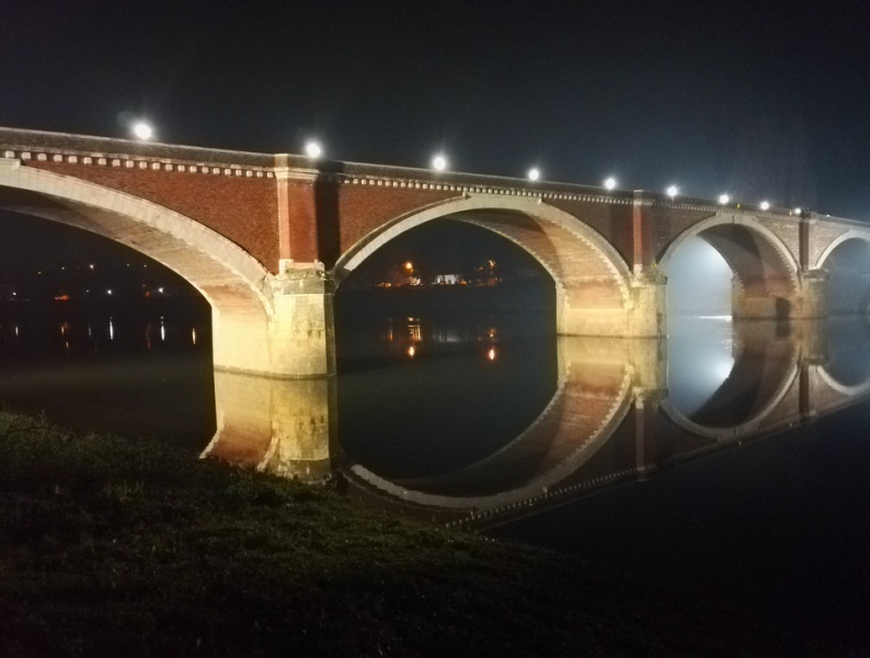 File:Sisak Bridge.jpg